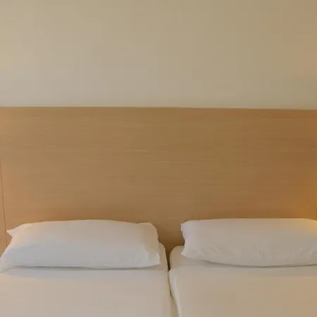 Aura, Centro De 2 * Lloret de Mar